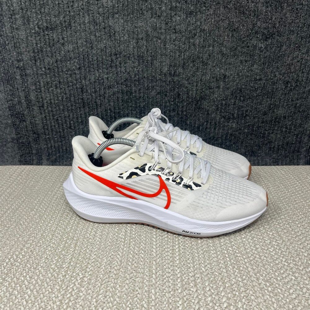 Nike Air Zoom Pegasus 39 White Orange Leopard Running Shoes Women’s 7 DZ5214-100